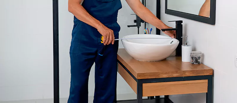 Plumber for Plumbing Repair And Installation Services in Eglington East, Toronto